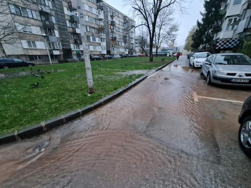 Dežurna ekipa:  POPRAVKE KVAROVA NA VODOVODNOJ MREŽI