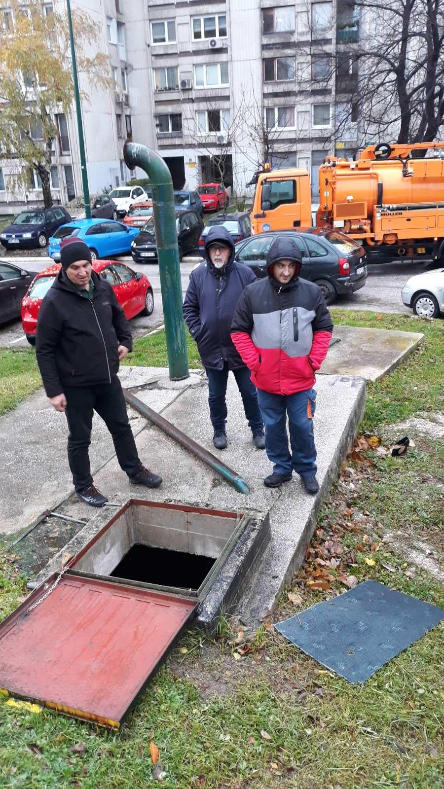 Služba održavanja kanalizacione mreže i objekata: RADOVI NA KANALIZACIONOJ MREŽI