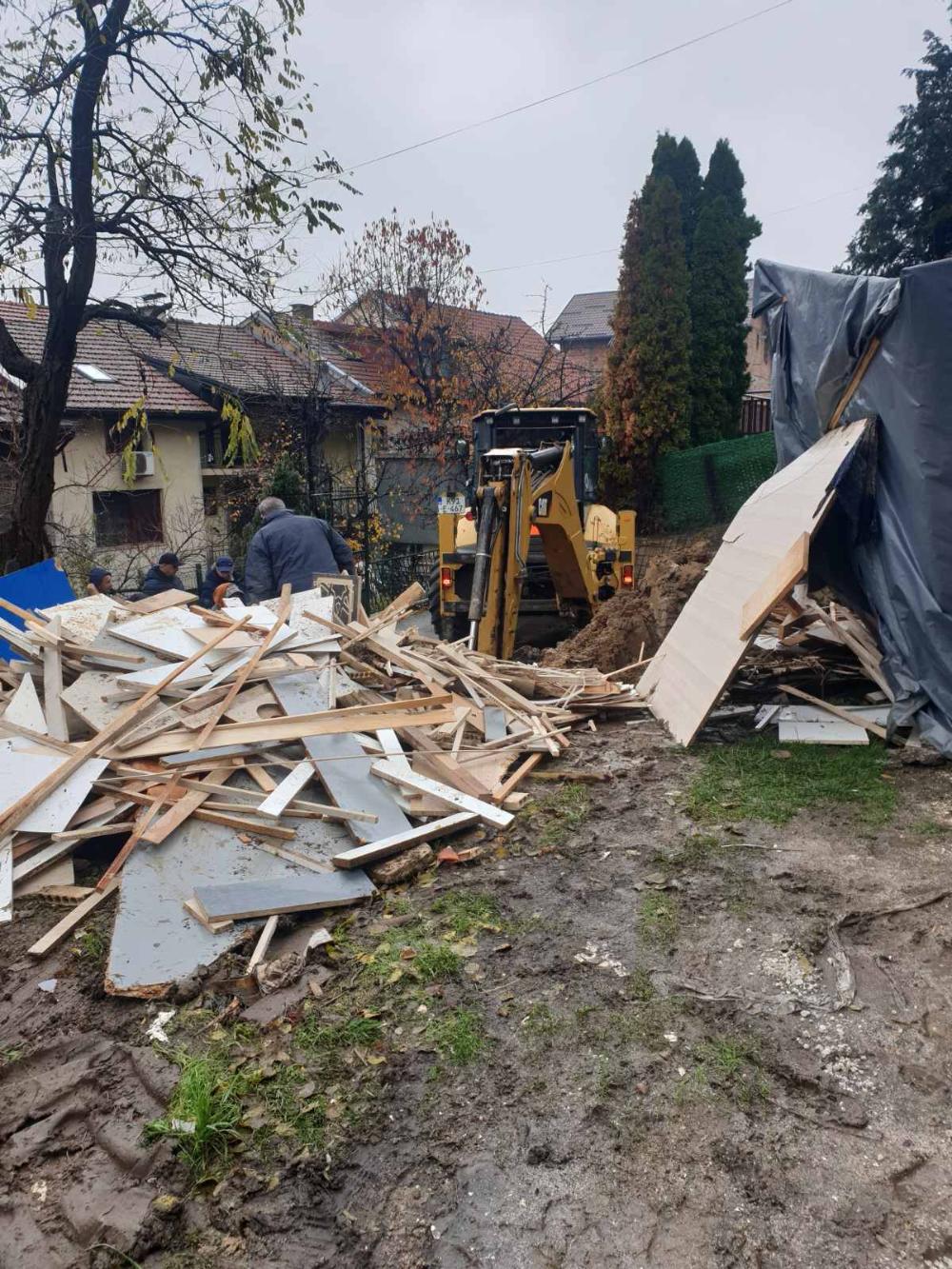 Služba za održavanje vodovodne mreže i objekata:  RADOVI NA VODOVODNOJ MREŽI