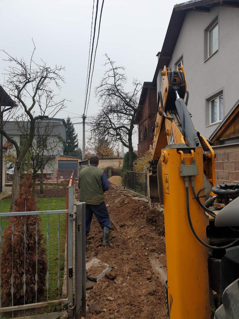 Služba za održavanje vodovodne mreže i objekata:  RADOVI NA VODOVODNOJ MREŽI