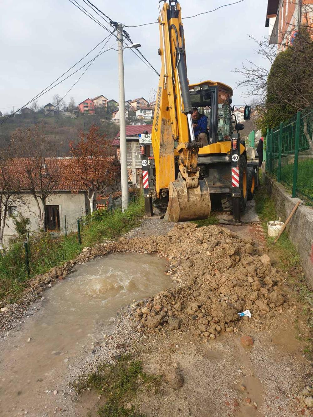 Služba za održavanje vodovodne mreže i objekata:  RADOVI NA VODOVODNOJ MREŽI