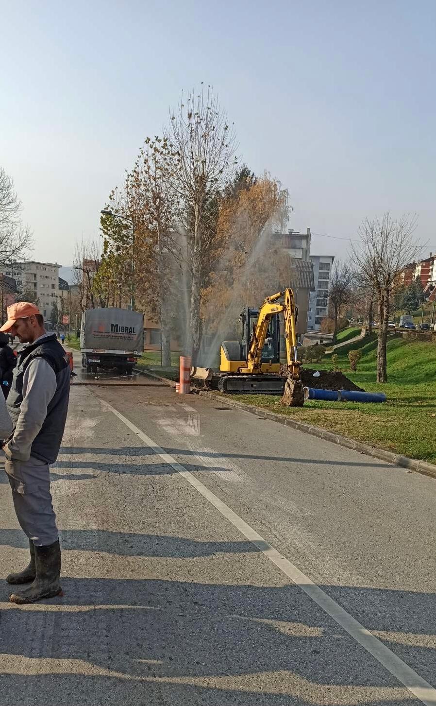 Služba za održavanje vodovodne mreže i objekata:  RADOVI NA VODOVODNOJ MREŽI