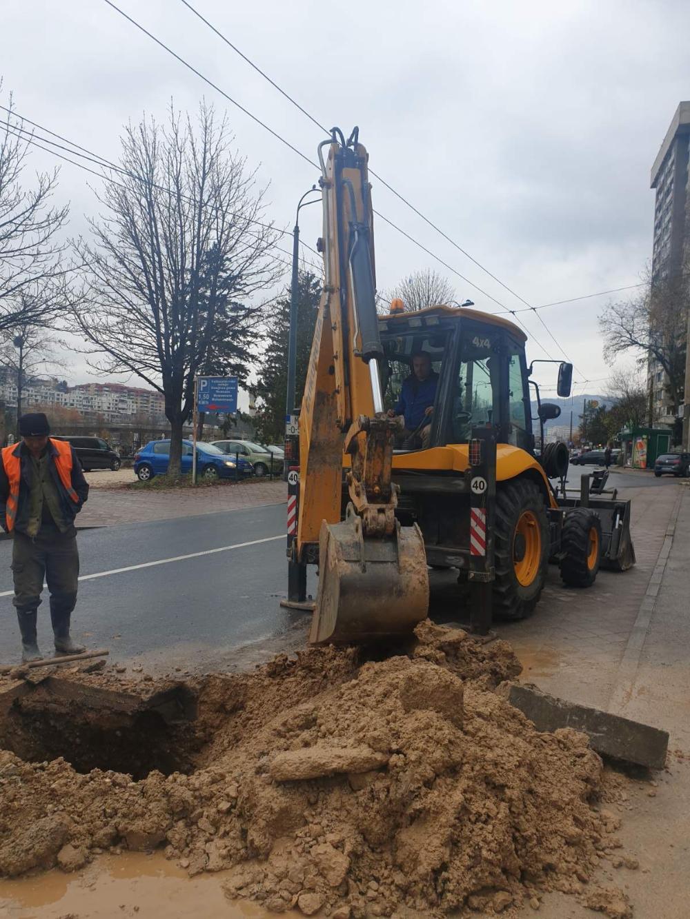 Služba za održavanje vodovodne mreže i objekata:  RADOVI NA VODOVODNOJ MREŽI