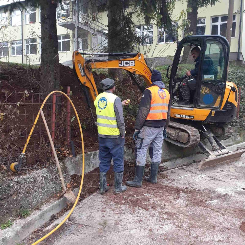 Služba održavanja kanalizacione mreže i objekata: RADOVI NA KANALIZACIONOJ MREŽI