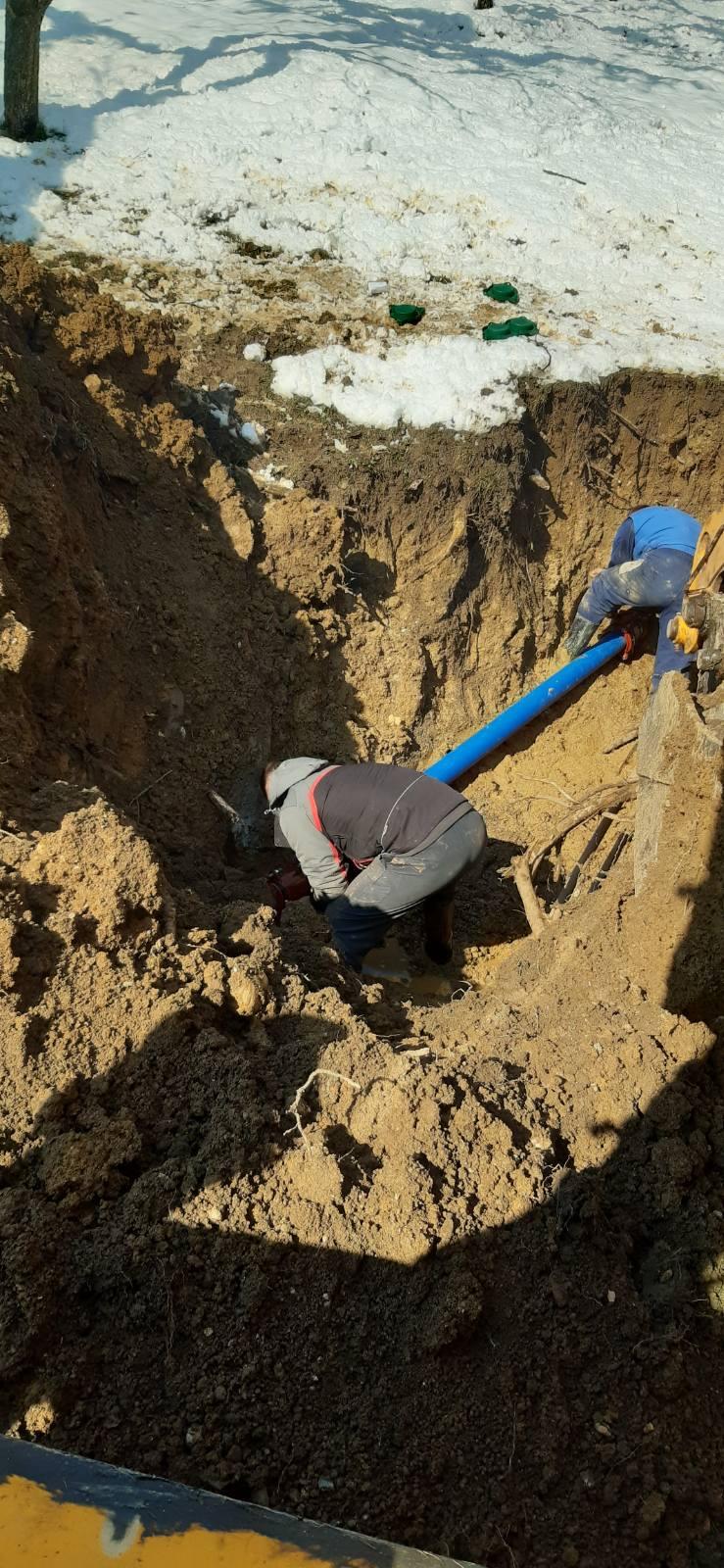 Služba za održavanje vodovodne mreže i objekata:  RADOVI NA VODOVODNOJ MREŽI