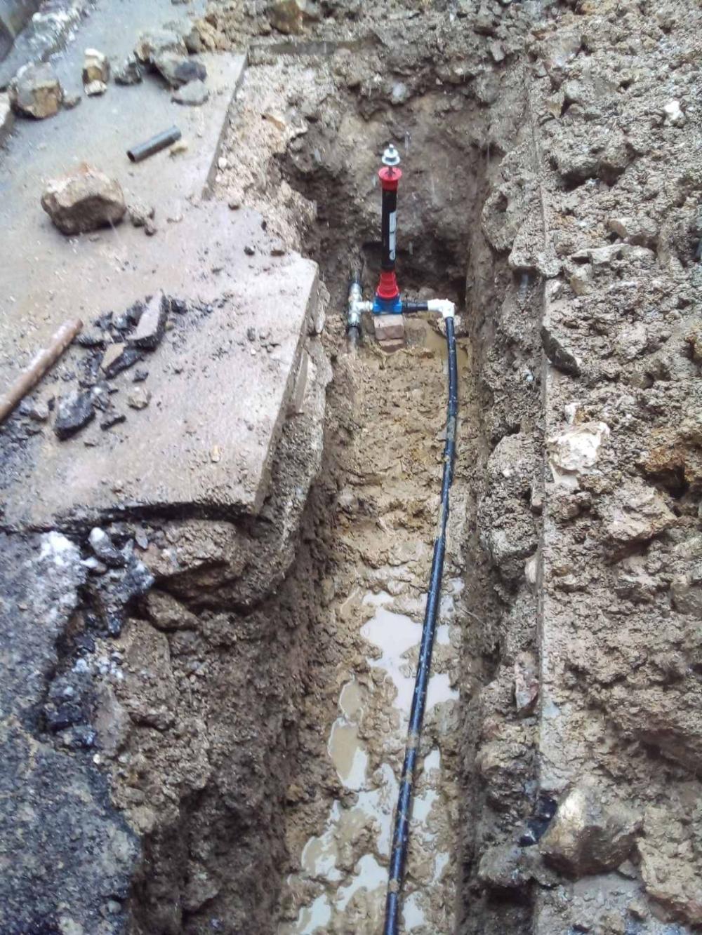 Služba za održavanje vodovodne mreže i objekata:  RADOVI NA VODOVODNOJ MREŽI