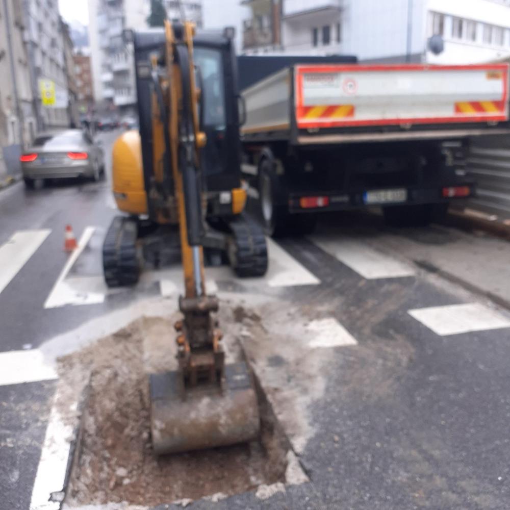 Služba održavanja kanalizacione mreže i objekata:  RADOVI NA KANALIZACIONOJ MREŽI