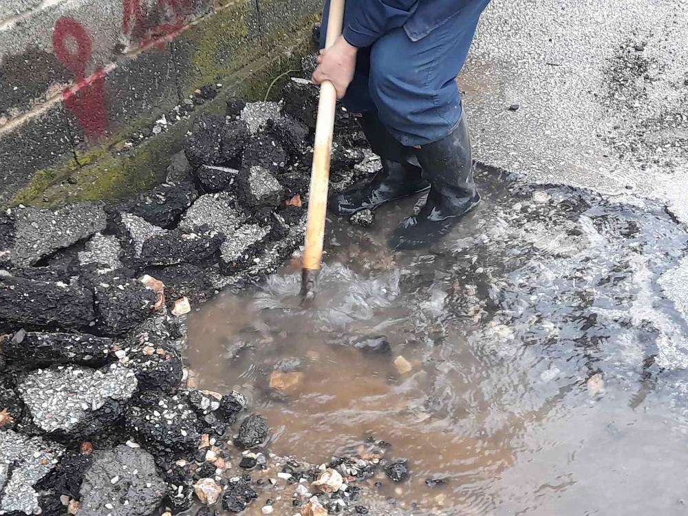 Služba za održavanje vodovodne mreže i objekata:  RADOVI NA VODOVODNOJ MREŽI