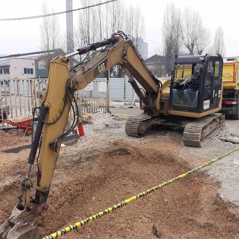 Služba održavanja kanalizacione mreže i objekata:  RADOVI NA KANALIZACIONOJ MREŽI