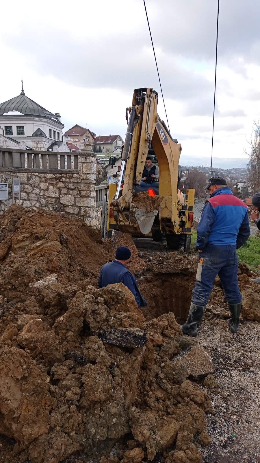 Služba za održavanje vodovodne mreže i objekata:  RADOVI NA VODOVODNOJ MREŽI