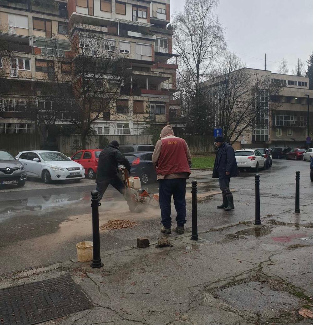 Služba za održavanje vodovodne mreže i objekata:  RADOVI NA VODOVODNOJ MREŽI