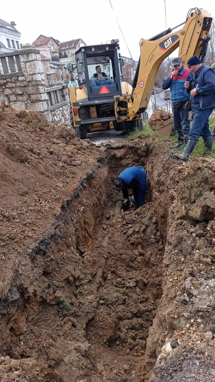 Služba za održavanje vodovodne mreže i objekata:  RADOVI NA VODOVODNOJ MREŽI