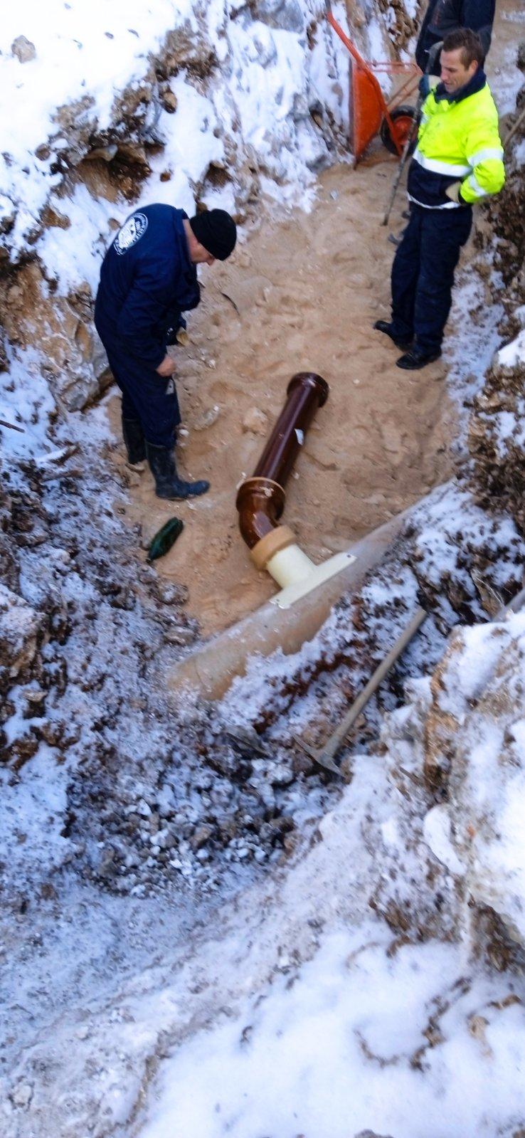 Služba održavanja kanalizacione mreže i objekata: RADOVI NA KANALIZACIONOJ MREŽI