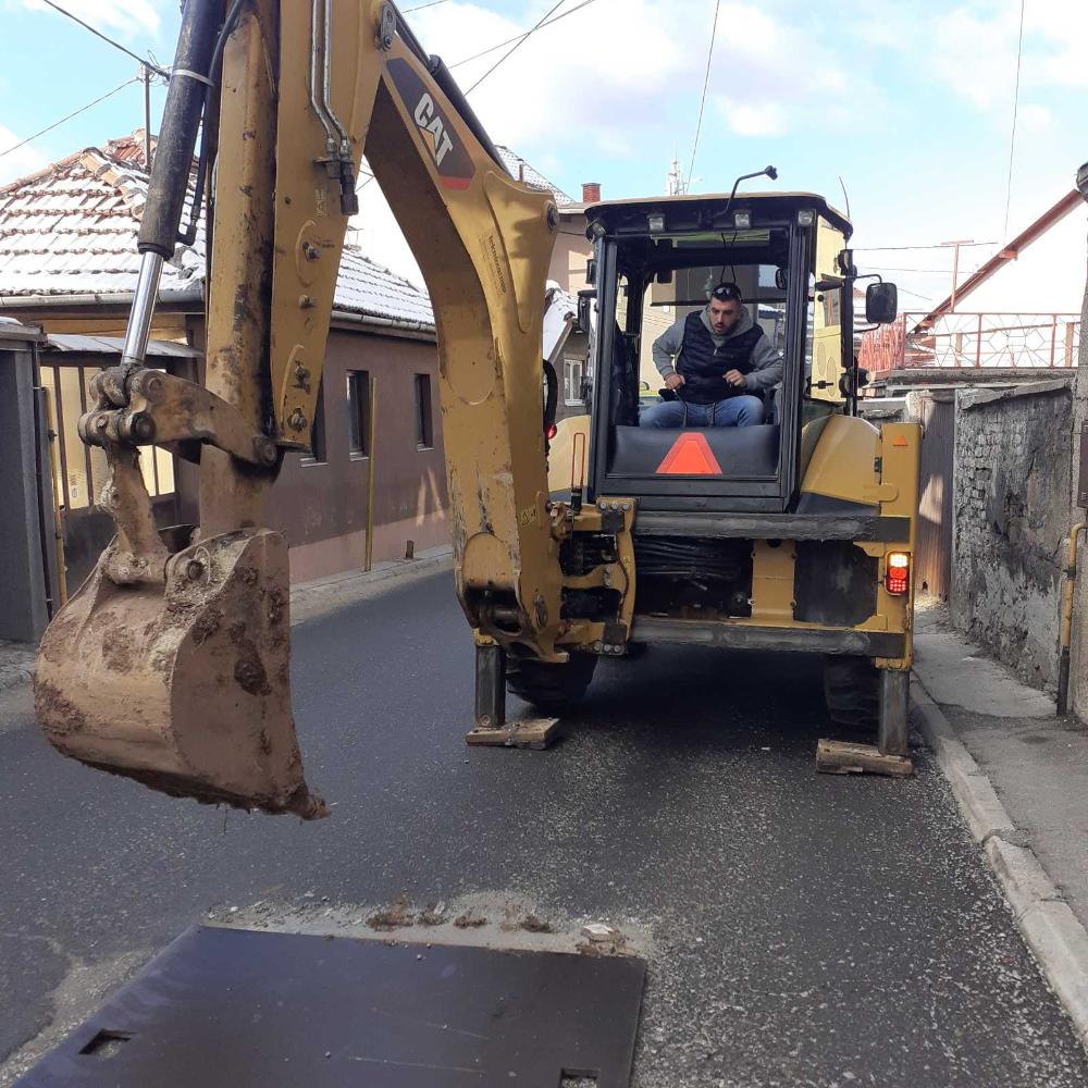 Služba održavanja kanalizacione mreže i objekata: RADOVI NA KANALIZACIONOJ MREŽI