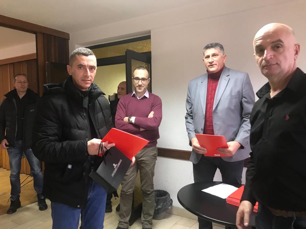Povodom obilježavanja Dana preduzeća:  URUČENI SATOVI ZA 20 GODINA RADA 