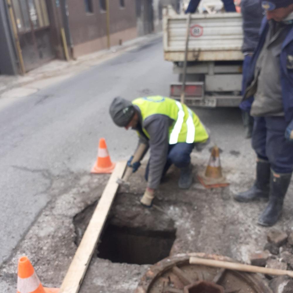 Služba održavanja kanalizacione mreže i objekata: RADOVI NA KANALIZACIONOJ MREŽI