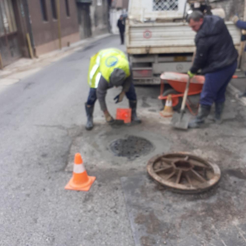 Služba održavanja kanalizacione mreže i objekata: RADOVI NA KANALIZACIONOJ MREŽI