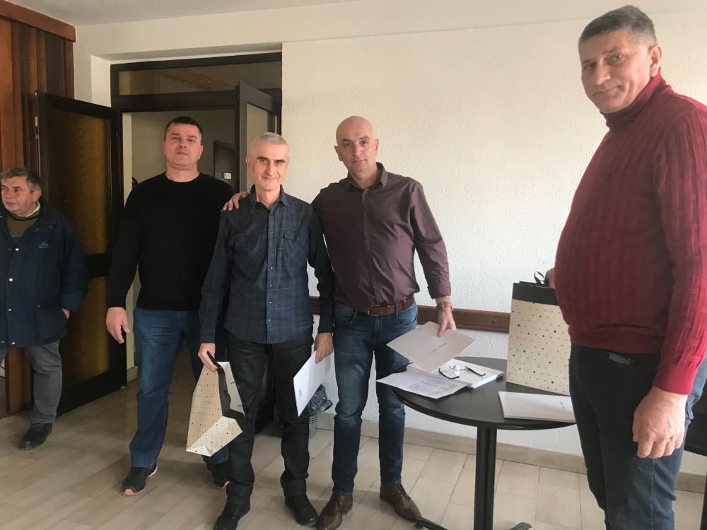 ZAHVALNICE ZA DUGOGODIŠNJI RAD U PREDUZEĆU 