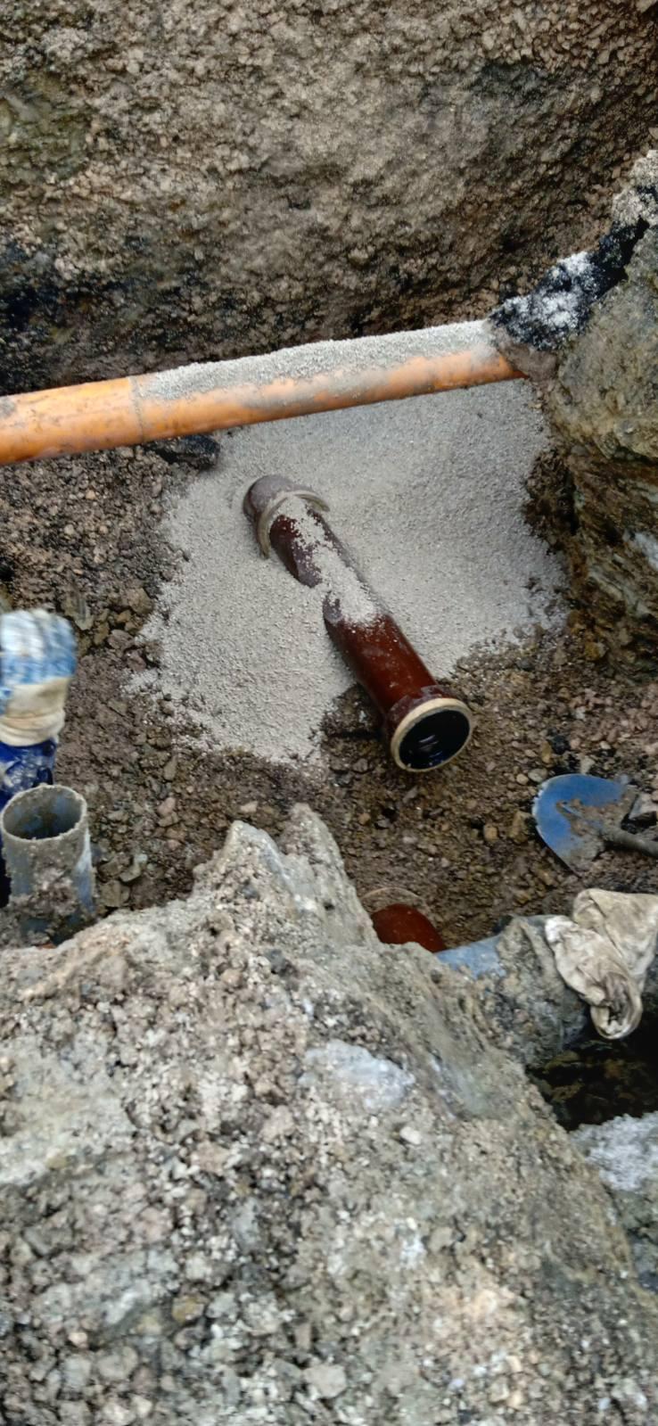 Služba održavanja kanalizacione mreže i objekata: RADOVI NA KANALIZACIONOJ MREŽI