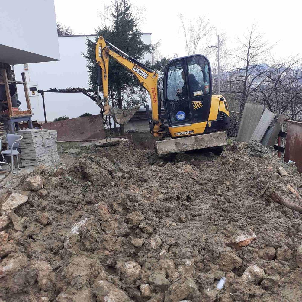 Služba održavanja kanalizacione mreže i objekata: RADOVI NA KANALIZACIONOJ MREŽI