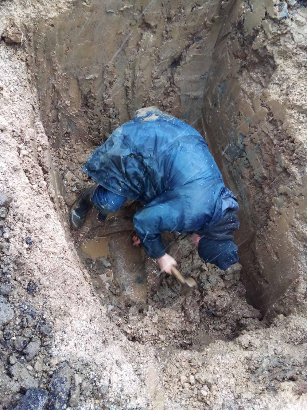 Služba za održavanje vodovodne mreže i objekata:  RADOVI NA VODOVODNOJ MREŽI