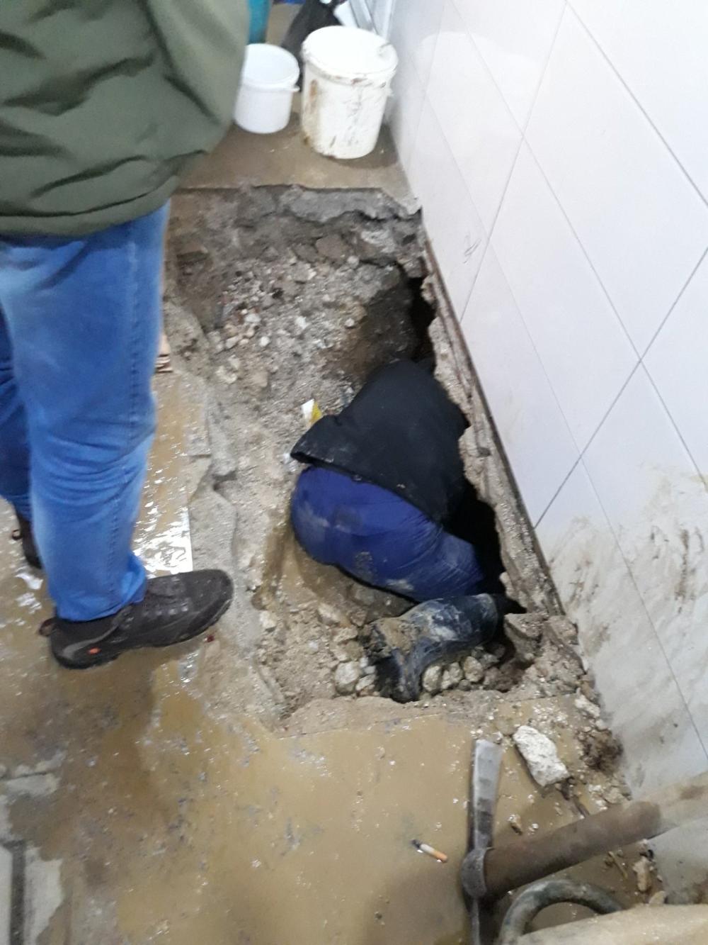Služba za održavanje vodovodne mreže i objekata:  RADOVI NA VODOVODNOJ MREŽI