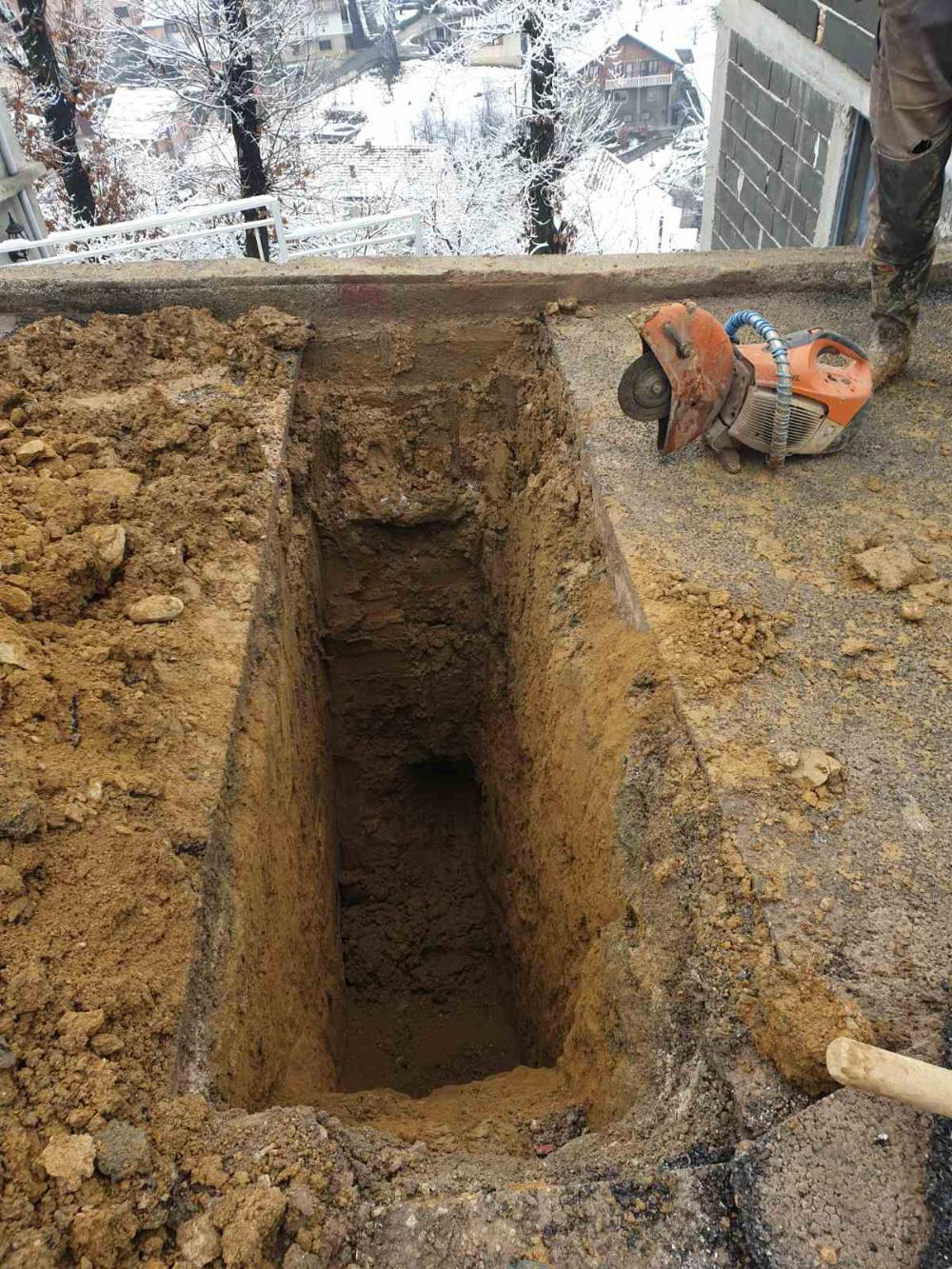Služba za održavanje vodovodne mreže i objekata: POPRAVKE KVAROVA NA VODOVODNOJ MREŽI