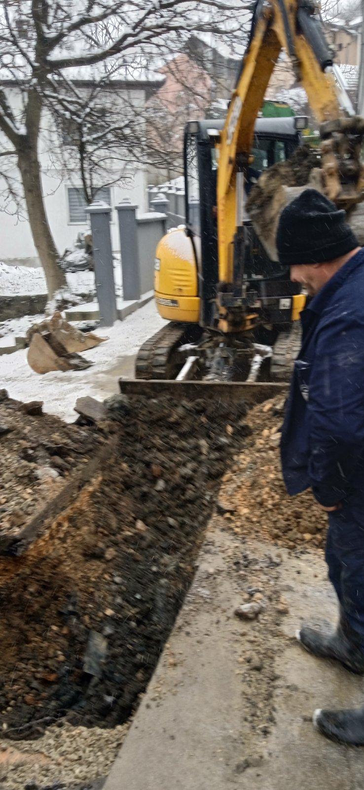 Služba održavanja kanalizacione mreže i objekata: RADOVI NA KANALIZACIONOJ MREŽI