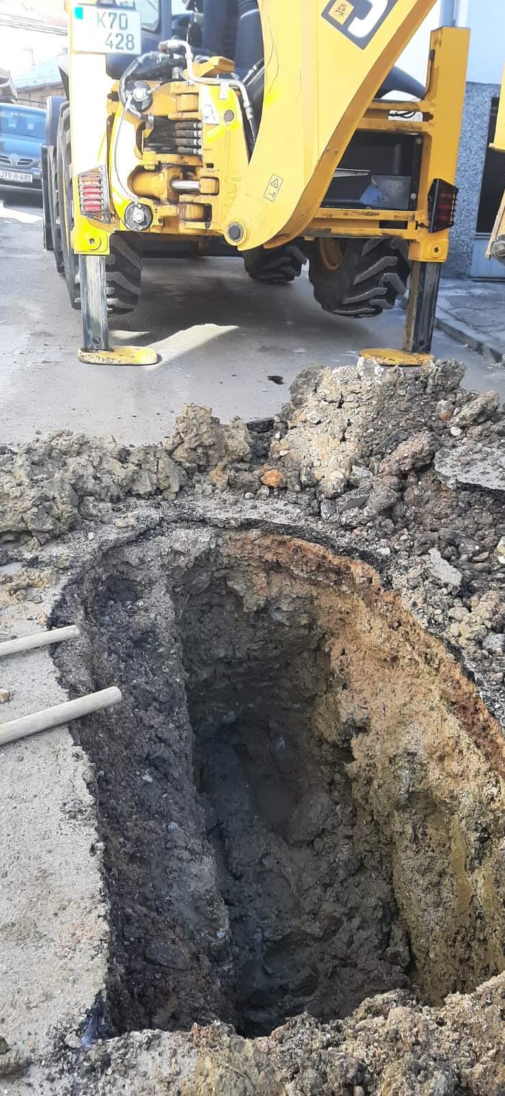 Služba za održavanje vodovodne mreže i objekata:  RADOVI NA VODOVODNOJ MREŽI