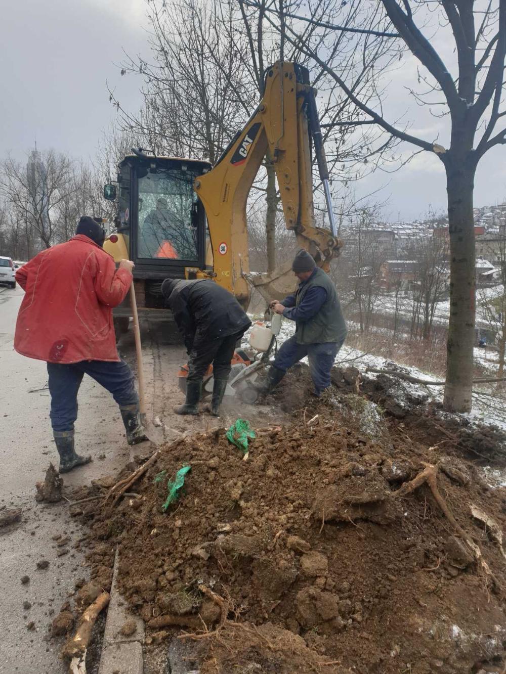 Služba za održavanje vodovodne mreže i objekata:  RADOVI NA VODOVODNOJ MREŽI