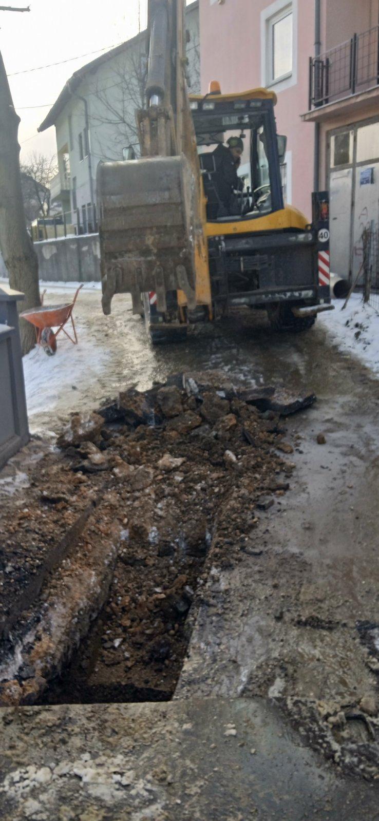Služba održavanja kanalizacione mreže i objekata: RADOVI NA KANALIZACIONOJ MREŽI