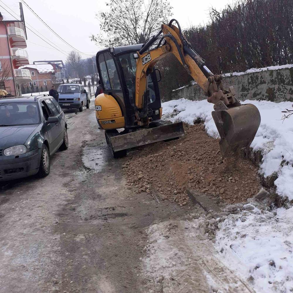 Služba održavanja kanalizacione mreže i objekata: RADOVI NA KANALIZACIONOJ MREŽI