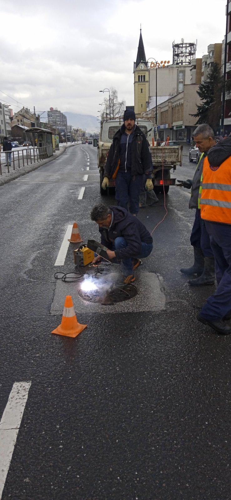 Služba održavanja kanalizacione mreže i objekata: RADOVI NA KANALIZACIONOJ MREŽI