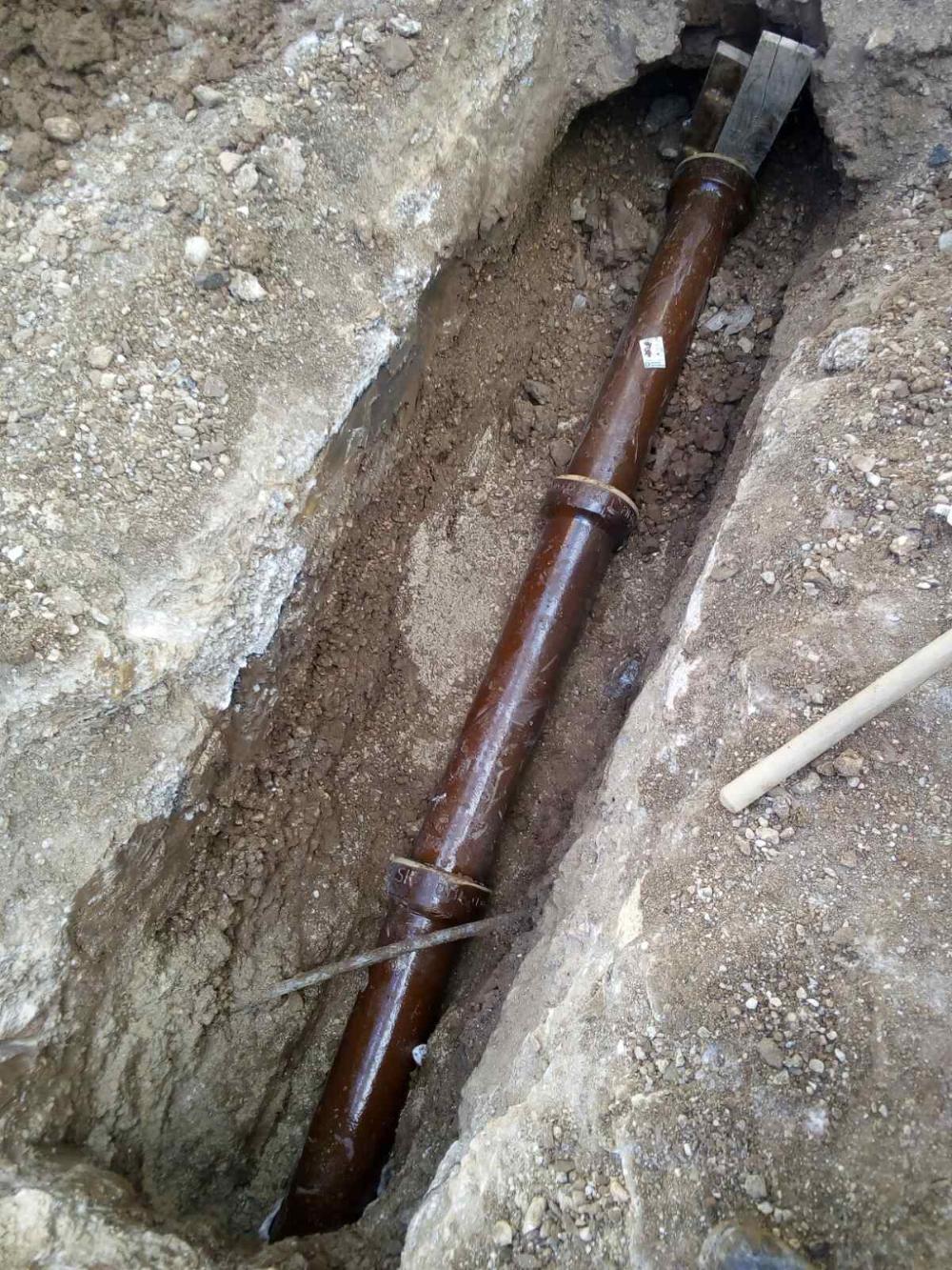 Služba održavanja kanalizacione mreže i objekata: IZRADA FEKALNIH PRIKLJUČAKA