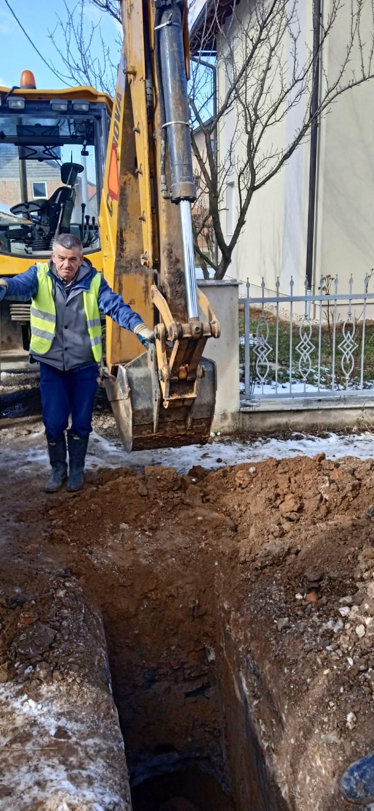 Služba održavanja kanalizacione mreže i objekata: IZRADA FEKALNIH PRIKLJUČAKA