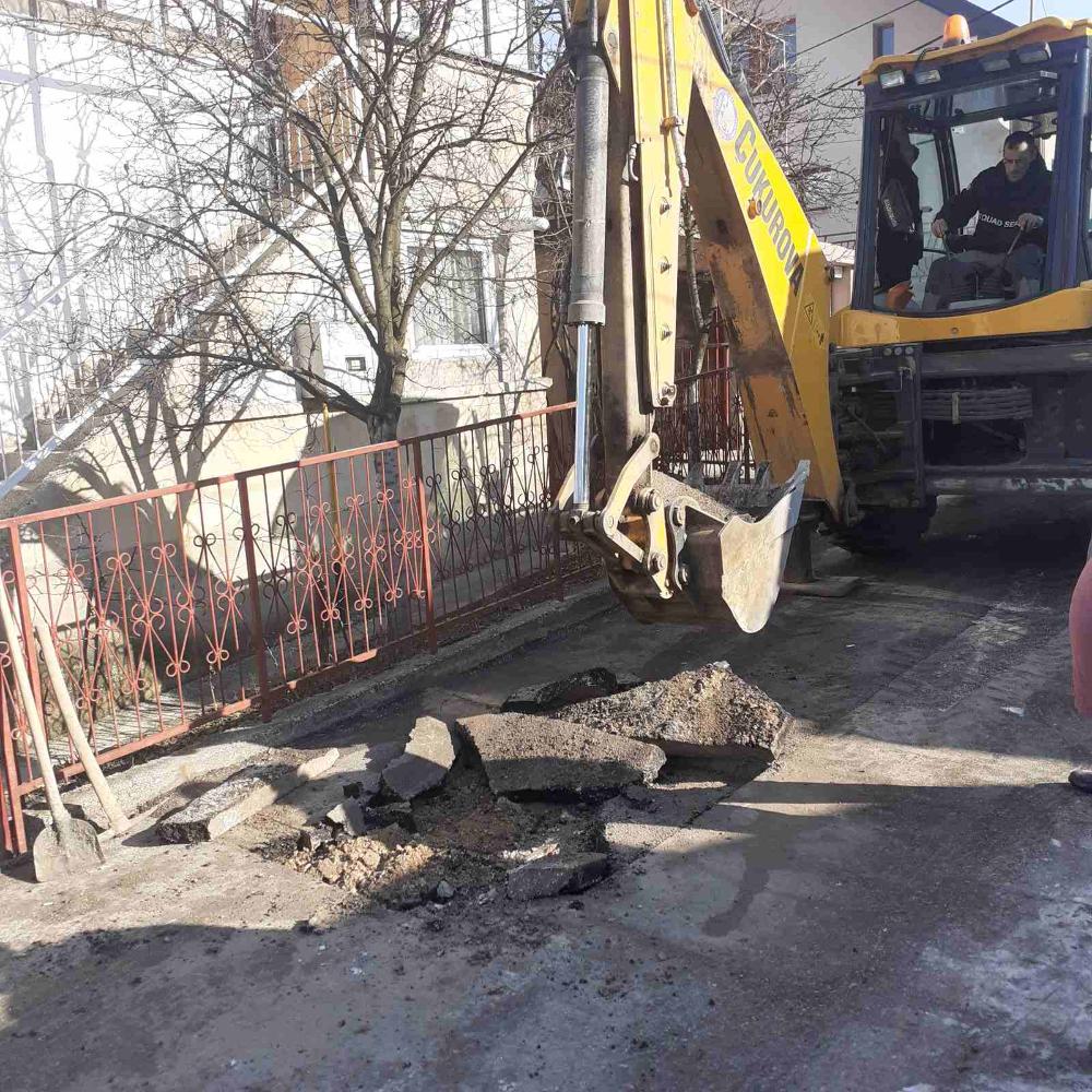 Služba održavanja kanalizacione mreže i objekata: RADOVI NA KANALIZACIONOJ MREŽI