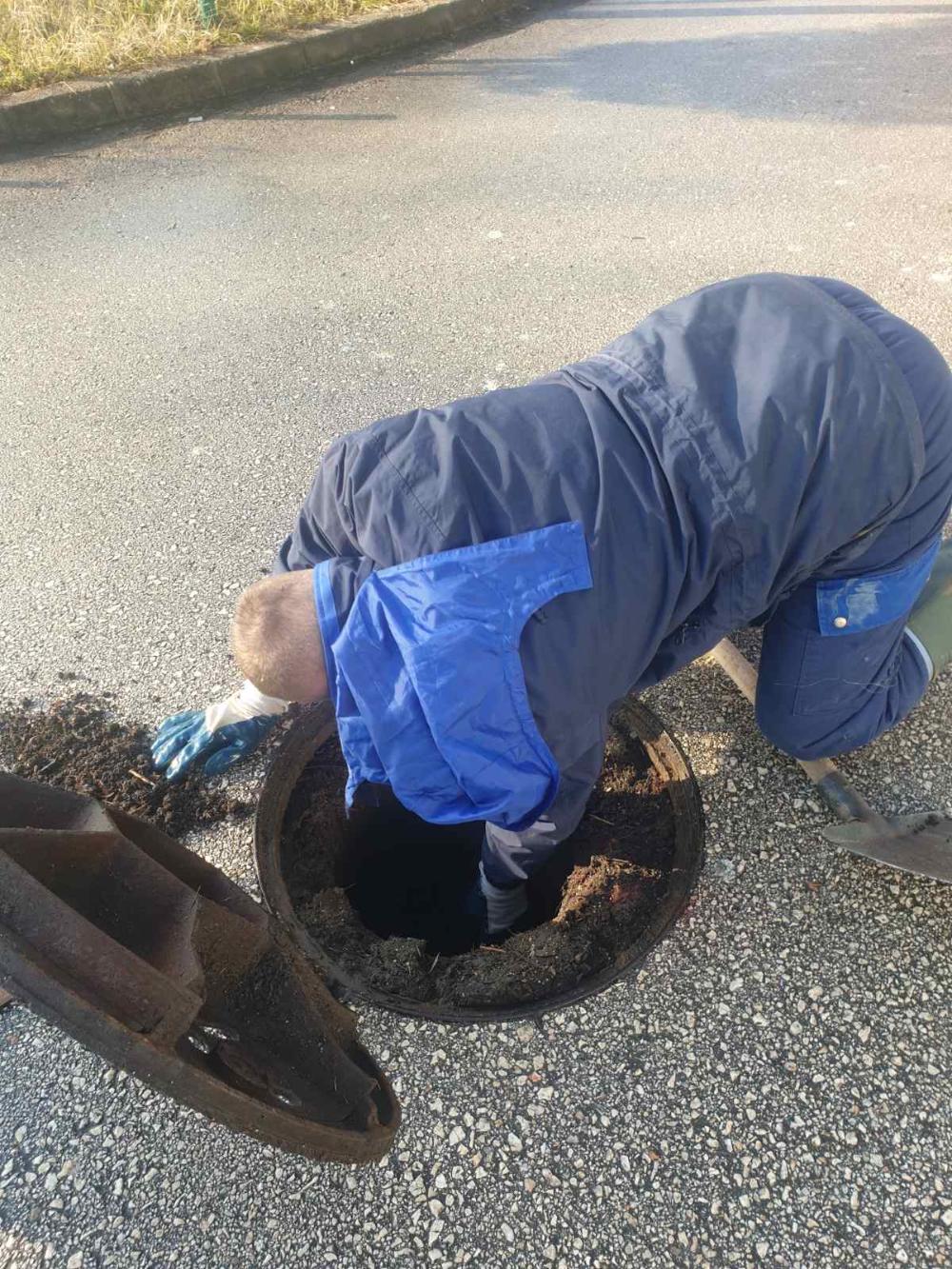Služba za održavanje vodovodne mreže i objekata:  RADOVI NA VODOVODNOJ MREŽI