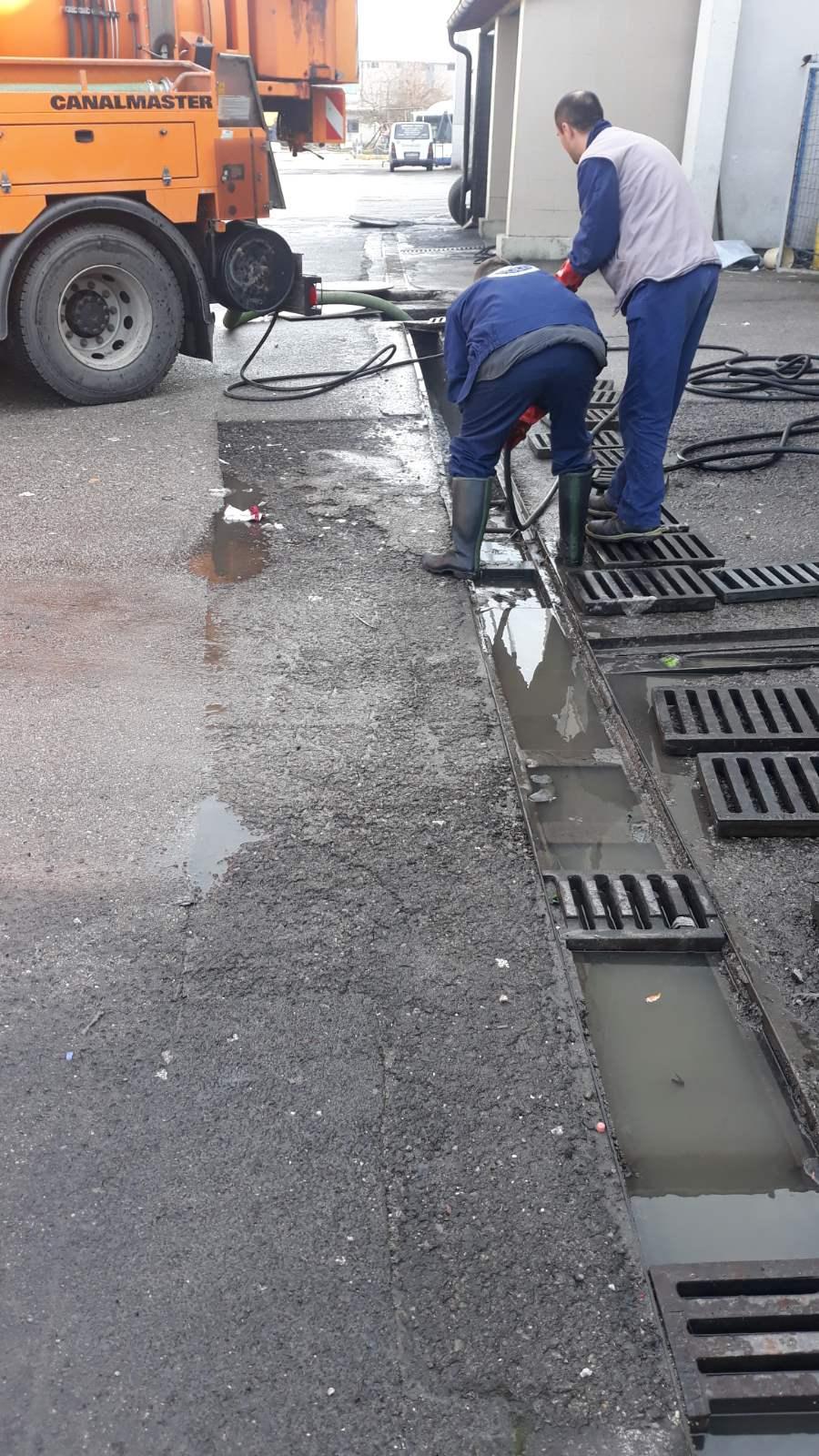 Služba održavanja kanalizacione mreže i objekata: RADOVI NA KANALIZACIONOJ MREŽI