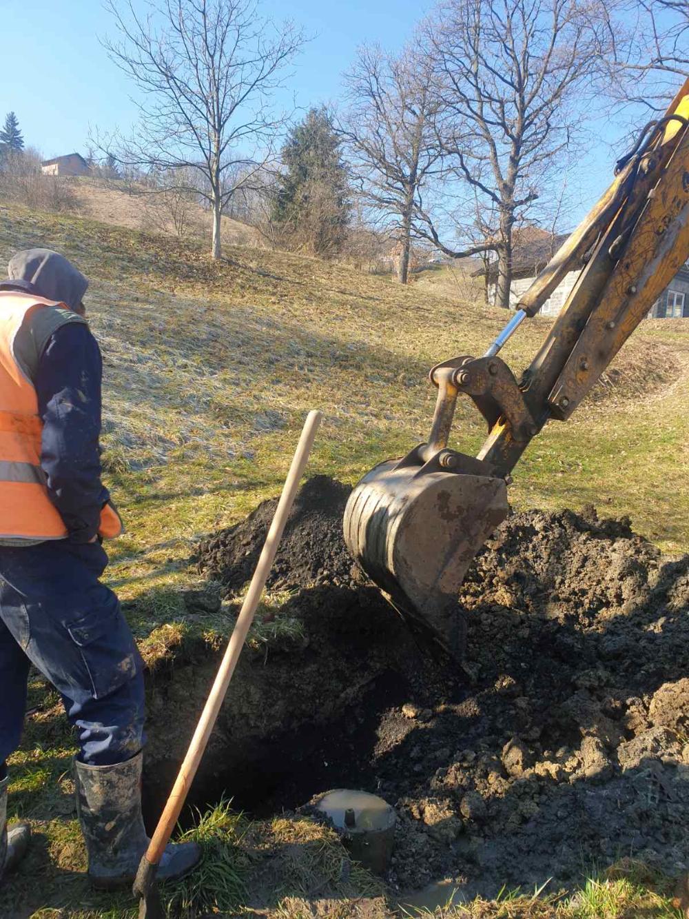 Služba za održavanje vodovodne mreže i objekata:  RADOVI NA VODOVODNOJ MREŽI
