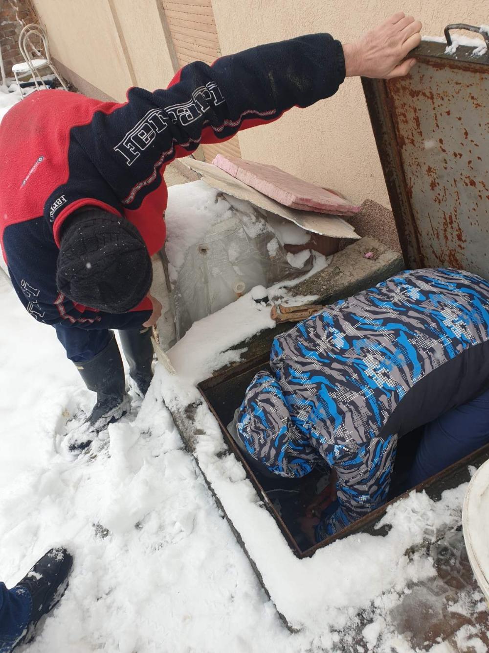 Služba za održavanje vodovodne mreže i objekata:  RADOVI NA VODOVODNOJ MREŽI