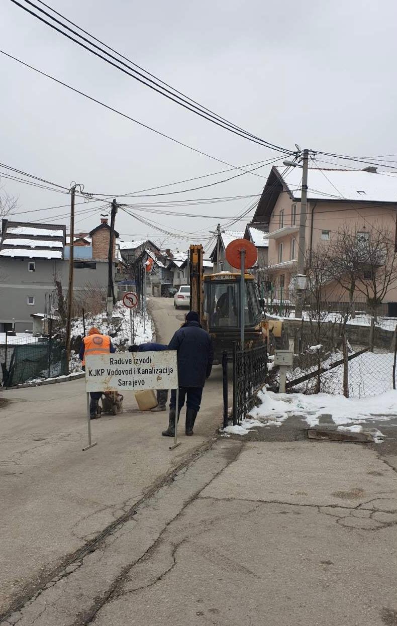 Služba za održavanje vodovodne mreže i objekata:  RADOVI NA VODOVODNOJ MREŽI