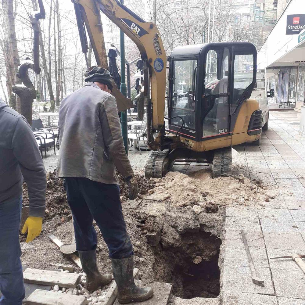 Služba održavanja kanalizacione mreže i objekata: RADOVI NA KANALIZACIONOJ MREŽI