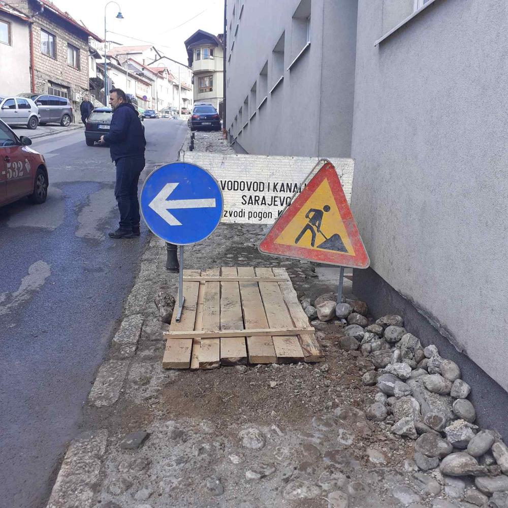 Služba održavanja kanalizacione mreže i objekata: RADOVI NA KANALIZACIONOJ MREŽI