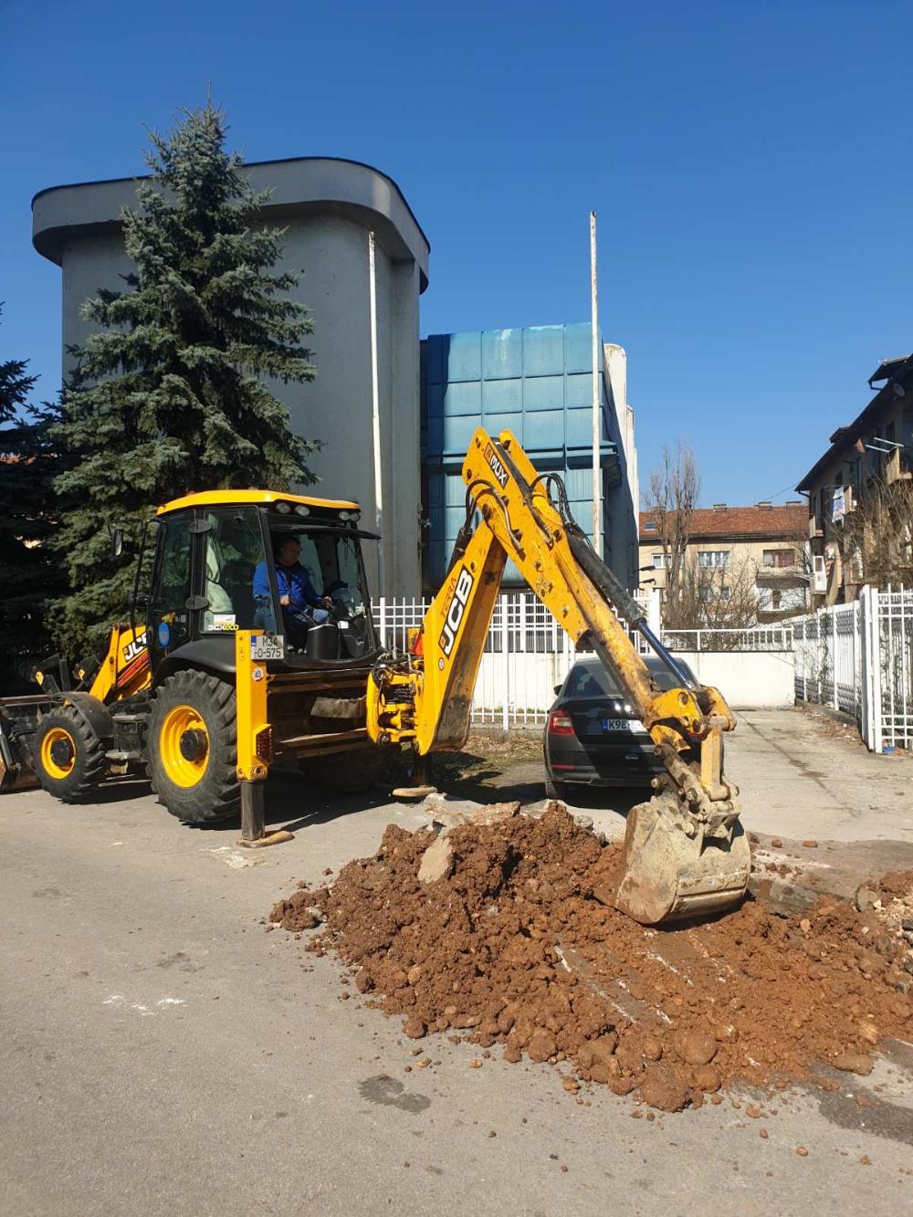 Služba za održavanje vodovodne mreže i objekata:  RADOVI NA VODOVODNOJ MREŽI