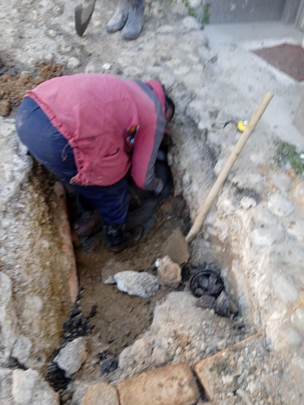 Služba održavanja kanalizacione mreže i objekata: RADOVI NA KANALIZACIONOJ MREŽI