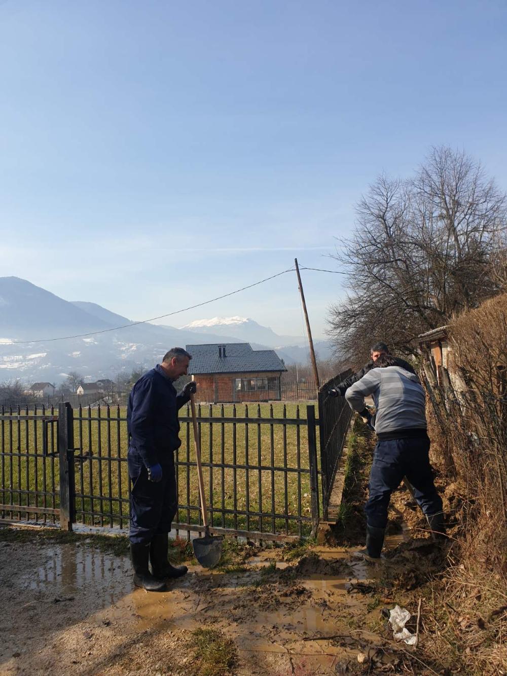 Služba za održavanje vodovodne mreže i objekata:  RADOVI NA VODOVODNOJ MREŽI
