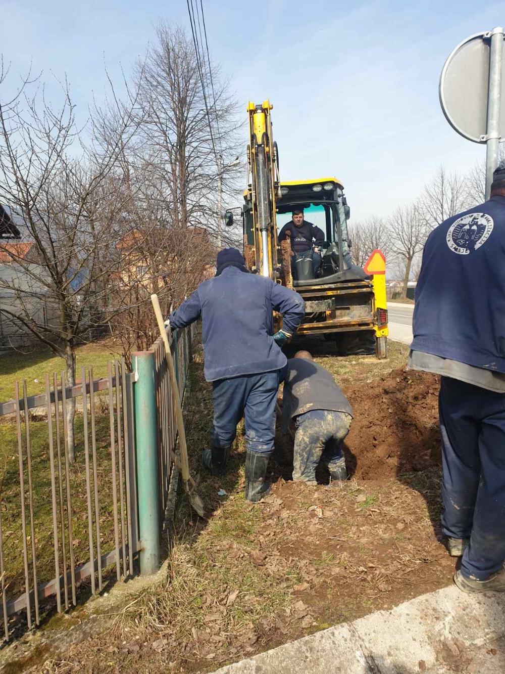 Služba za održavanje vodovodne mreže i objekata:  RADOVI NA VODOVODNOJ MREŽI