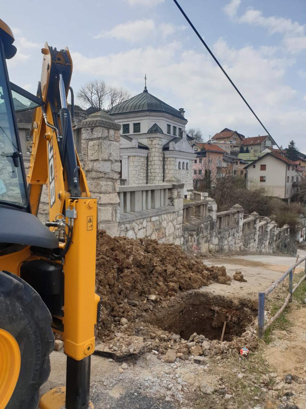 Služba za održavanje vodovodne mreže i objekata:  RADOVI NA VODOVODNOJ MREŽI