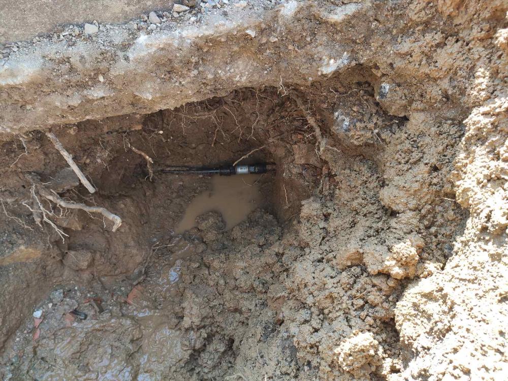 Služba za održavanje vodovodne mreže i objekata:  RADOVI NA VODOVODNOJ MREŽI
