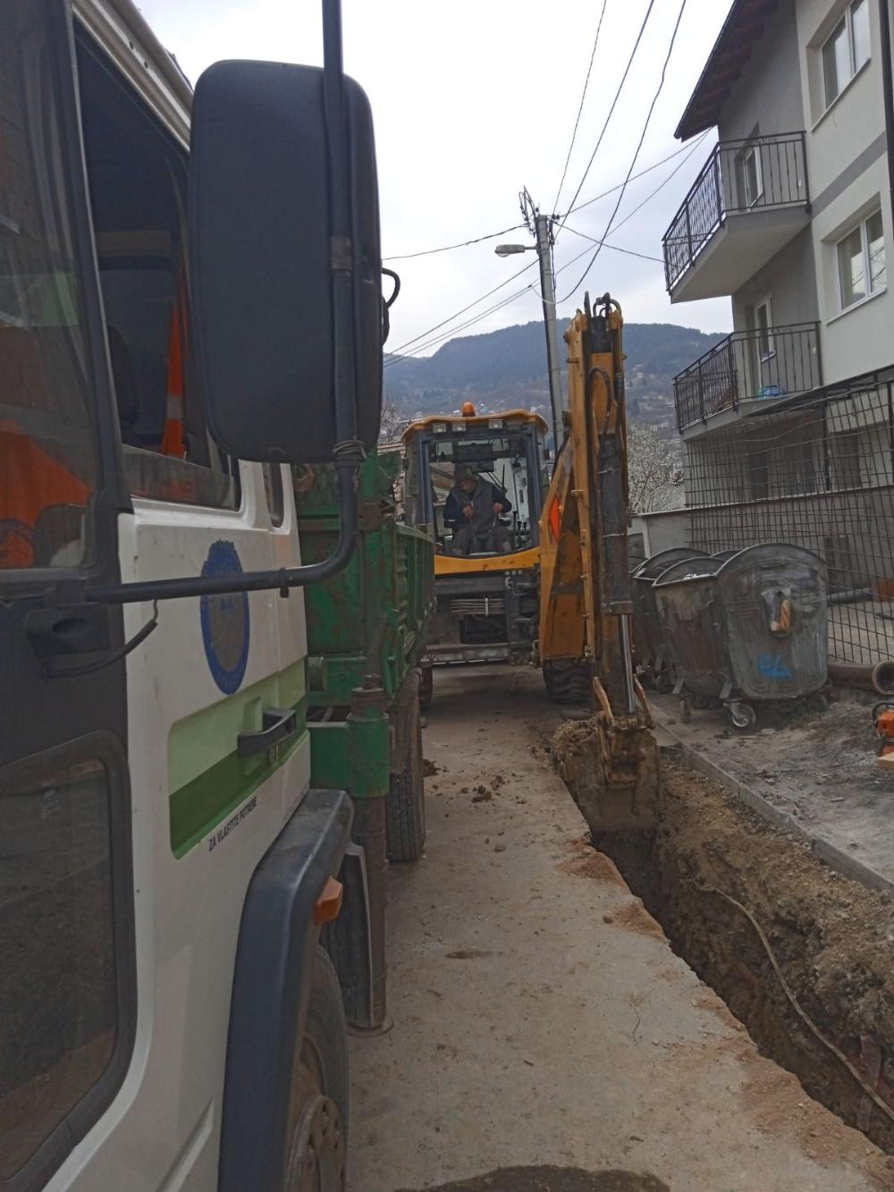 Služba održavanja kanalizacione mreže i objekata: RADOVI NA KANALIZACIONOJ MREŽI